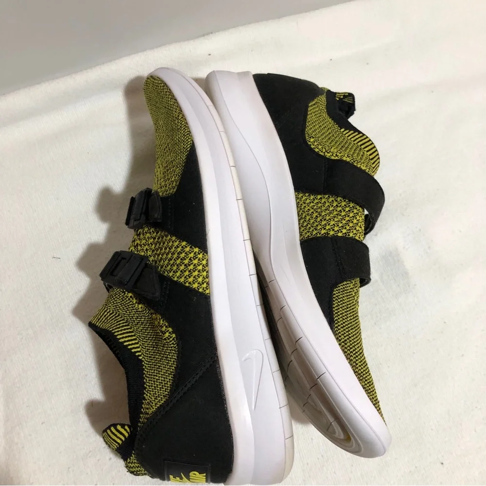 Nike Air Sock Racer Ultra Flyknit